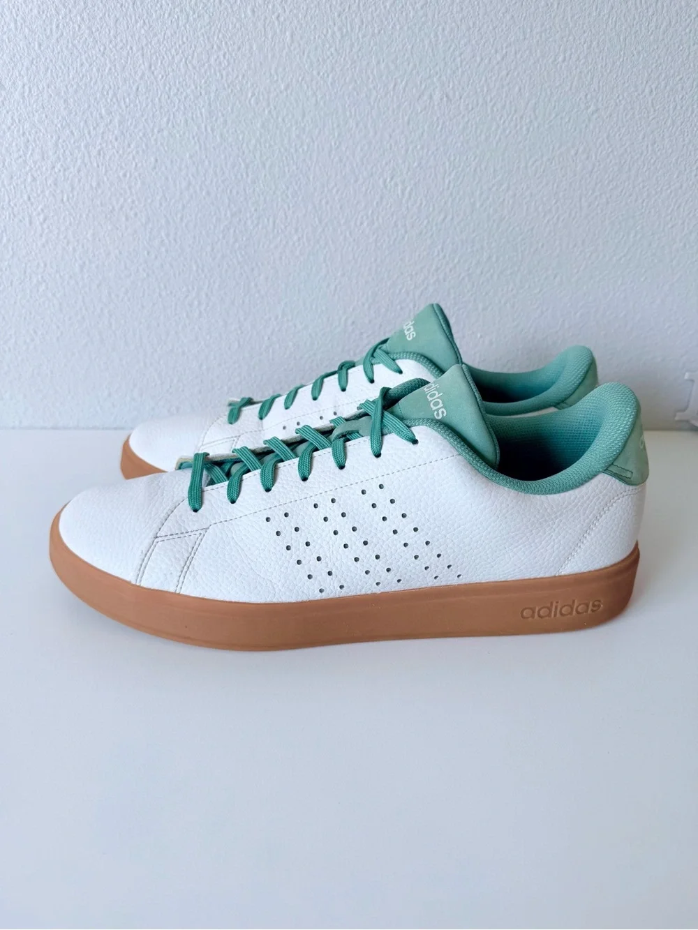 adidas Advantage 2.0 White Preloved Green Gum Sole Sneakers Men 14 IG9172